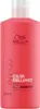 A pink bottle of Wella Professionals Invigo Color Brilliance shampoo. Produktbild-Vorschau
