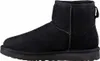 A black UGG boot is shown against a white background. Voir les images du produit