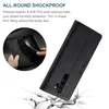 A black leather phone case is shown with a cutout for the camera, and a hand is shown inserting a phone into the case. Produktbild-Vorschau