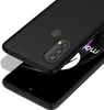A black silicone phone case is shown from a diagonal angle, with the phone screen visible underneath. Produktbild-Vorschau