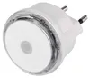 LED noční světlo P3306 s fotosenzorem do zásuvky Voir les images du produit
