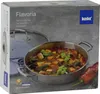 The image shows the packaging of a Kela Edelstahl Servierpfanne Flavoria Ø 28 cm. The packaging features a picture of the serving pan filled with food, along with product branding and details. Podgląd zdjęcia produktu