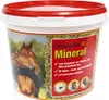 A white plastic bucket with a red lid, featuring a label with images of horses and product information. Produktbild-Vorschau