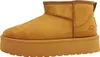 A side view of a single brown boot with a platform sole. Anteprima dell’immagine prodotto