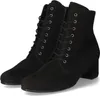 A pair of black lace-up boots. Produktbild-Vorschau