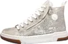 A single silver high-top sneaker with white laces and a zipper. Voir les images du produit