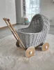 Grauer handgefertigter Puppenwagen mit Holzrädern und Produktbild-Vorschau 6