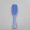 A hairbrush on a white background. Anteprima dell’immagine prodotto