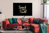MuchoWow® Poster Zitat - Selbstbewusst - Gold 120x80 cm - Produktbild-Vorschau 2