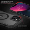 A close-up view of a smartphone case, highlighting its protective features for the screen and camera. Anteprima dell’immagine prodotto