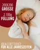 A woman sleeping peacefully under a white duvet, with marketing text overlays. Produktbild-Vorschau