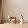 Poltrona scandinava bouclé in legno di hevea tinto noce Anteprima dell’immagine prodotto 3
