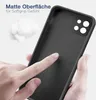A hand is touching a black phone case, highlighting its matte surface and soft grip. Produktbild-Vorschau