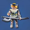 A Playmobil figure holding an axe against a blue background. Anteprima dell’immagine prodotto