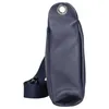 Mandarina Duck Mellow Leather Umhängetasche Blau Produktbild-Vorschau 7