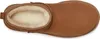 A top-down view of a single brown Ugg boot. Voir les images du produit