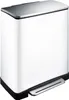 A white and silver pedal bin. Voir les images du produit