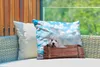 MuchoWow® Outdoor Kissen - Malteser Hund in einer Holzkiste Produktbild-Vorschau 3