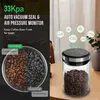 A split image showing a vacuum coffee bean container on the right and a diagram illustrating vacuum storage benefits on the left. Náhled obrázku produktu