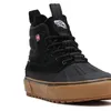 Vans UA SK8-Hi Del Pato MTE-2, color negro, talla 39 Vista previa de la imagen del producto 2