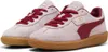 A pair of Puma sneakers. Produktbild-Vorschau