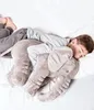 Éléphant IKEA JATTESTOR 50 cm - gris Voir les images du produit 1