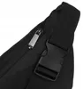 Mochila negra de poliéster, con correa para llevar al Vista previa de la imagen del producto 4