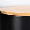 Priestranný čierny chlebník s dreveným vekom a doskou na Náhľad obrázku produktu 6