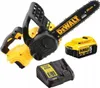 A DeWalt battery-powered chainsaw, battery, and charger are displayed against a white background. Voir les images du produit
