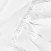 A close-up view of white fabric with elastic gathering, likely a fitted sheet. Produktbild-Vorschau