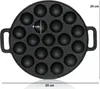 A top-down view of a black cast iron poffertjes pan with 19 indentations. Dimensions are indicated with text and lines. Anteprima dell’immagine prodotto