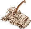 A 3D wooden model of a harvesting machine. Podgląd zdjęcia produktu