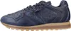 Side view of a blue sneaker with a tan sole. Voir les images du produit