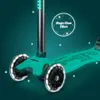 Micro Scooter Maxi Micro Deluxe glow LED jelly green : grün Produktbild-Vorschau 4