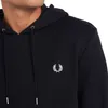 Sweat à capuche à rayures Fred Perry bleu clair Voir les images du produit 4