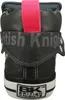 The back view of a British Knights sneaker. Voir les images du produit