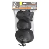 A product package containing protective pads for sports. Anteprima dell’immagine prodotto