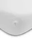 A close-up view of a white fitted sheet, showing the corner seam. Produktbild-Vorschau