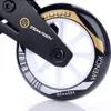 Close-up of a rollerblade wheel and part of the frame. Podgląd zdjęcia produktu