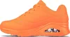 A side view of a neon orange sneaker against a white background. Anteprima dell’immagine prodotto