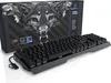 A gaming keyboard and its packaging are displayed on a white background. Produktbild-Vorschau