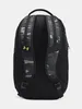 The back view of a black Under Armour backpack with a camouflage pattern on the straps. Náhled obrázku produktu