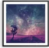 Gerahmtes Poster - Schwarzer Rahmen - Kosmos Baum Wiese - Produktbild-Vorschau 1