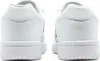 The rear view of a pair of white New Balance sneakers. Podgląd zdjęcia produktu