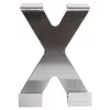 A single metal 'X' shaped hook against a white background. Anteprima dell’immagine prodotto