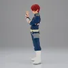 A side view of a Shoto Todoroki figurine. Náhled obrázku produktu