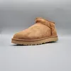 UGG W CLASSIC ULTRA MINI Hnedá Náhľad obrázku produktu 30