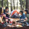 Relaxdays Bierträger aus Holz, mit Flaschenöffner & Produktbild-Vorschau 6