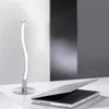 Lampe de table LED au design ondulé pour votre espace de Voir les images du produit 16