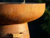 Runder Grill mit runder Stahlplatte und Rost Produktbild-Vorschau 4